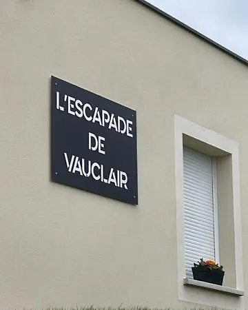 Escapade De Vauclair